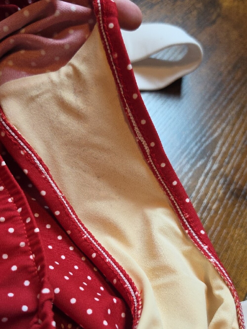 MIRACLESUIT | Red White Polka Dot One Piece Slimming Retro Pinup Swimsuit | 14 - Picture 5 of 6